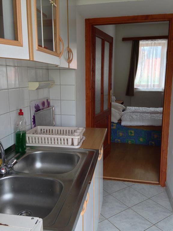 Petra Apartmanok Velem Oda fotoğraf